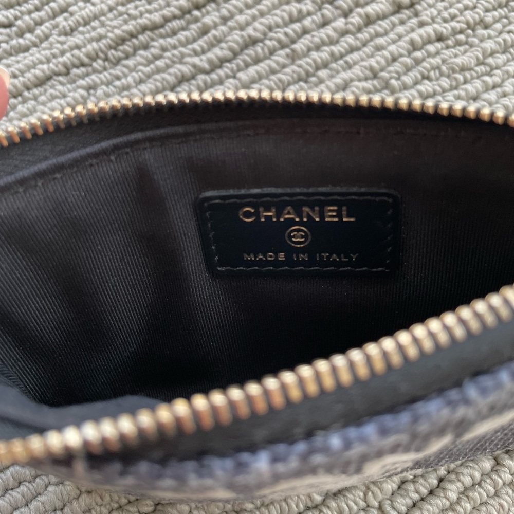 Chanel mini o case - Picture 7 of 8